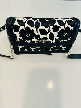 Kate Spade NY Knott Rosy Garden Crossbody NWOT